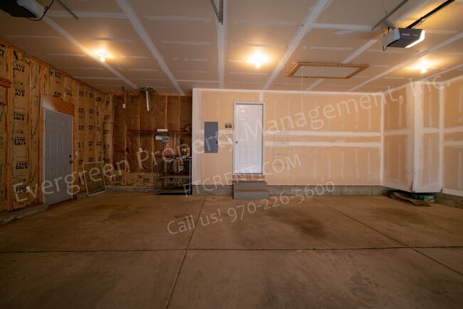 Building Photo - 413 Hawthorne Ave