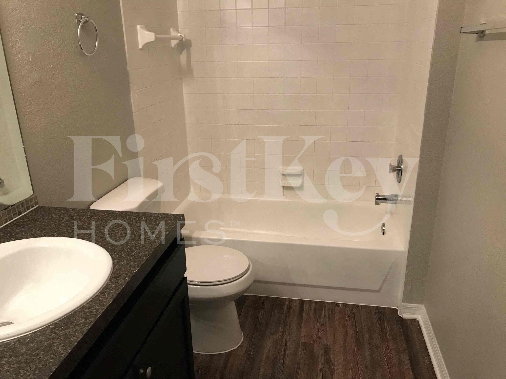 Building Photo - 5351 Sylvania Ave