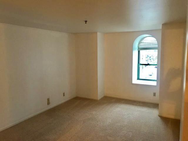 Building Photo - 270 E Highland Ave