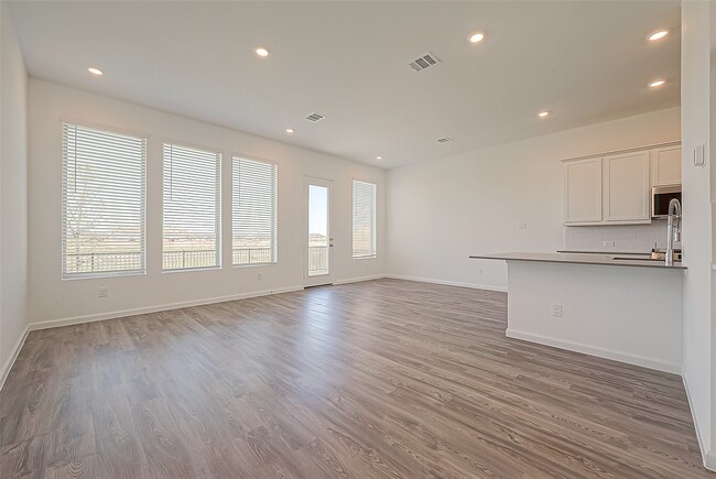 Building Photo - 5554 Amber Brook Ln
