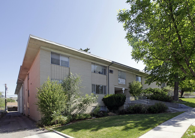 Building Photo - Wright Apartments