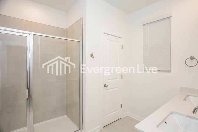 Building Photo - 562 Mountain Vw Dr