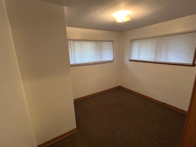 Building Photo - Two bedroom upper in Story Hill available ...
