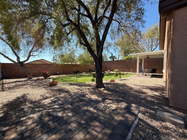 Building Photo - Charming Summerlin West Home