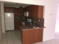 Building Photo - 2 bedroom in North Miami Beach FL 33160