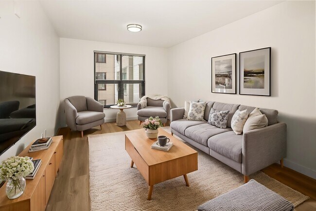 Building Photo - 1150 J St