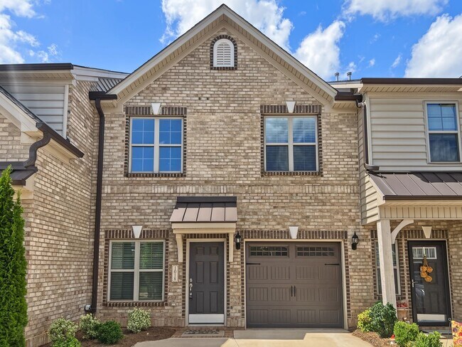 Building Photo - 1018 Bonanza Ln