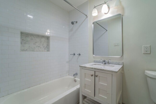 Building Photo - New Listing in southland Terrace Addition