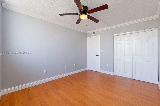 Building Photo - 3581 SW 117th Ave