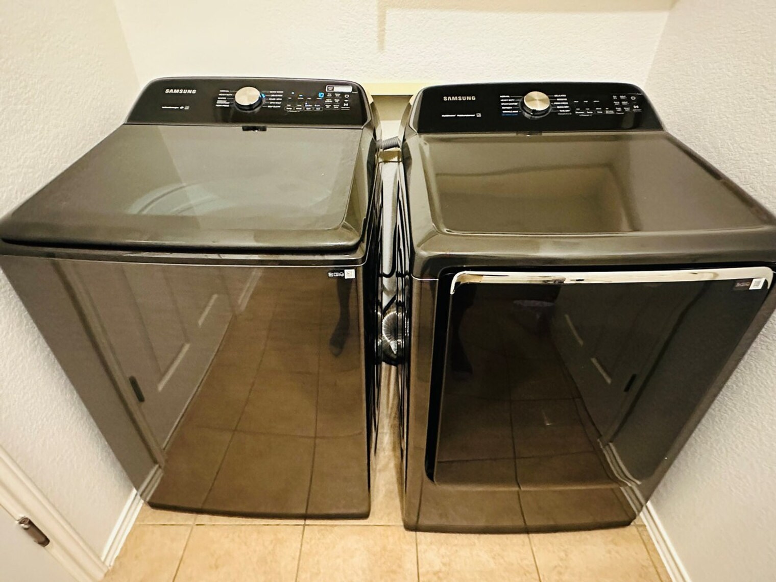 Building Photo - 3640 Sandy Brook Dr