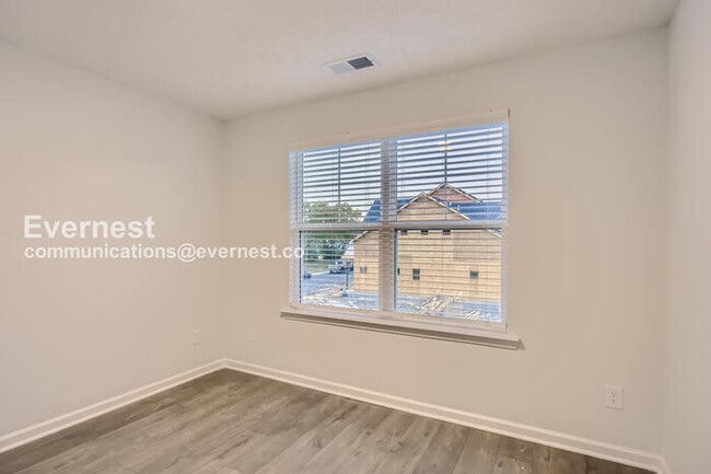 Building Photo - 345 Raines Ct