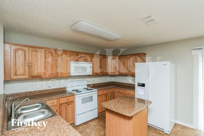 Building Photo - 119 Amber Ridge Dr