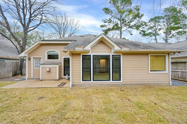 Building Photo - 8031 Clarion Way