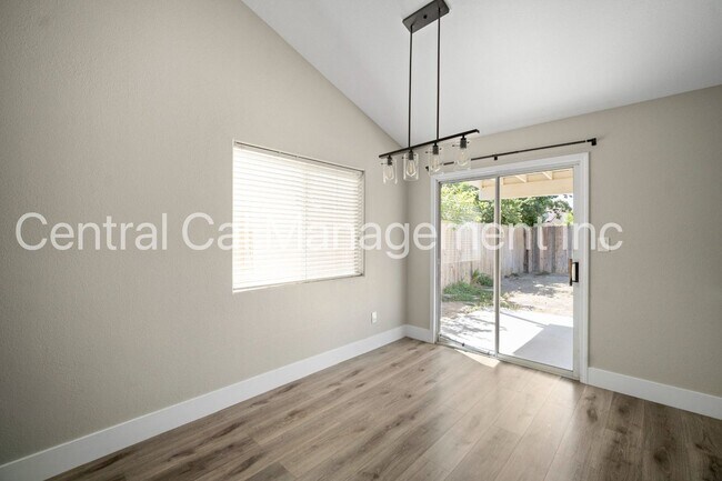 Building Photo - 5029 Trabuco Canyon Dr