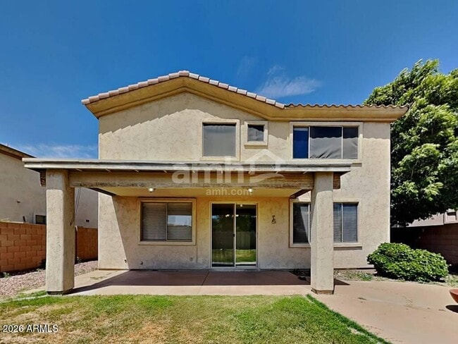 Building Photo - 14493 W Weldon Ave