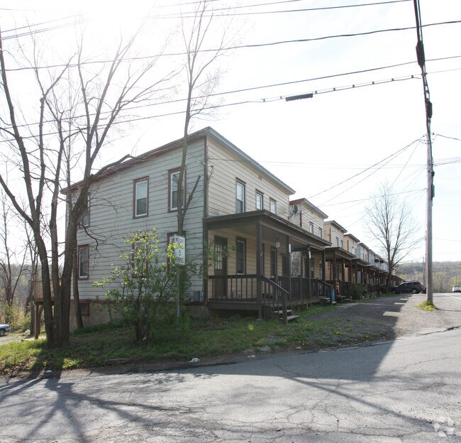 Building Photo - 4332-4354 US Route 9