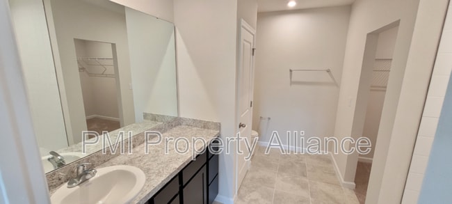 Building Photo - 141 Piave St