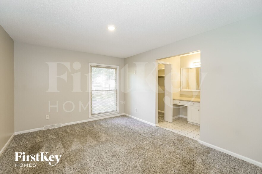 Building Photo - 104 Heron Ct