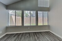 Building Photo - 8607 Pines Pl Dr