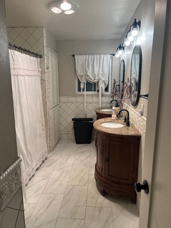 Building Photo - 1757 Hillsdale Ln