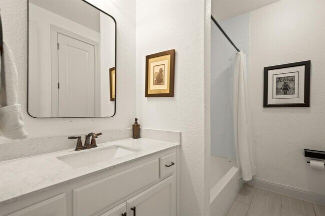 Building Photo - 20809 Grandala Ct