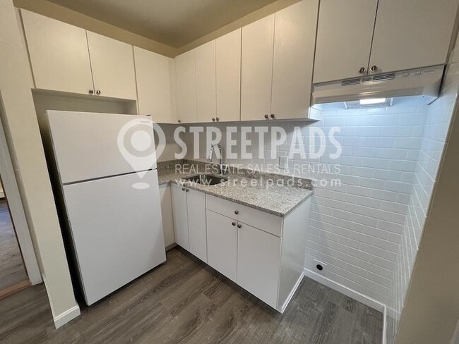 Primary Photo - 1 bedroom in Boston MA 02130