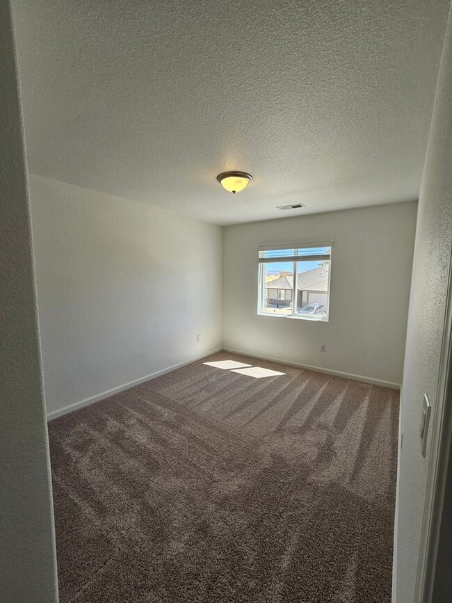 Building Photo - FURNISHED! Brand New 3 Bedroom, 2.5 Bath H...
