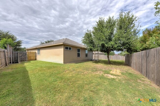 Building Photo - 116 Encina Cove