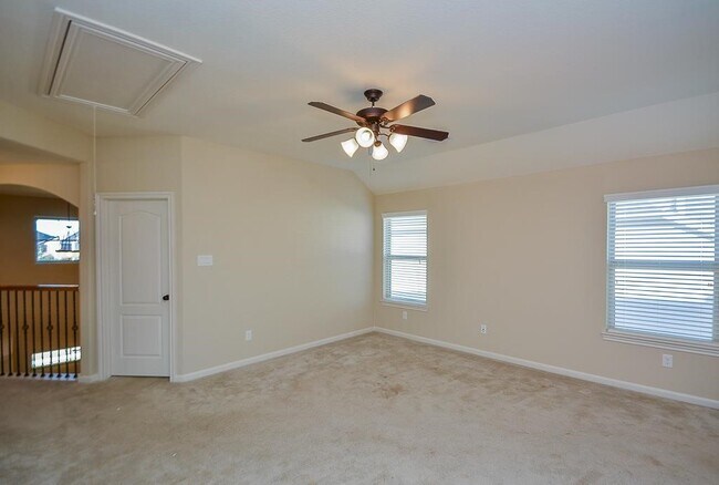 Building Photo - 26814 Harmony Shores Dr