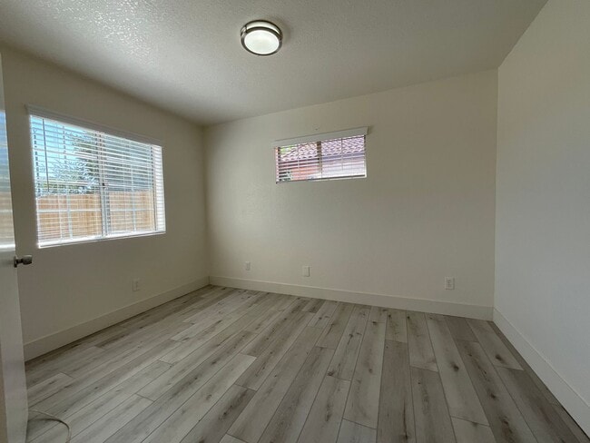 Building Photo - Single-family home 3 bedroom 2 bathroom located in the highly sought-after area of Chino Hills, CA.