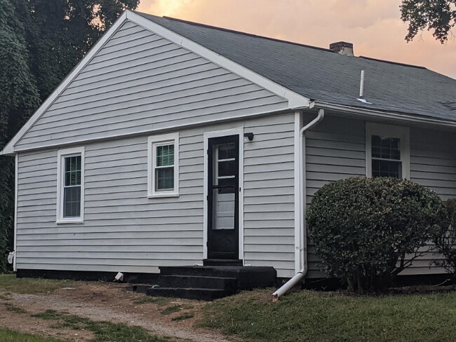 Building Photo - 864 Sprinkle St