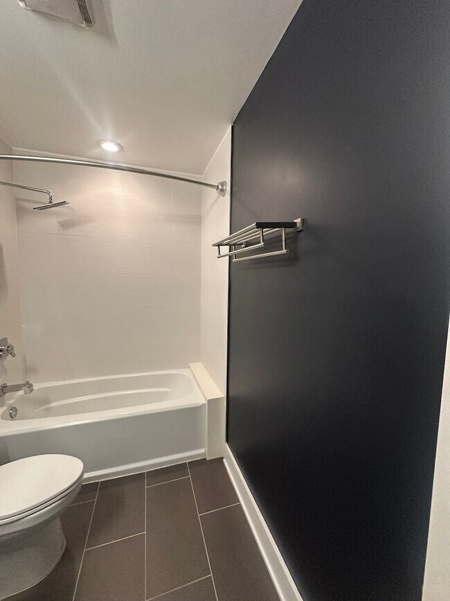 Building Photo - Modern 2 Bedroom, 2 Bathroom Penthouse with Parking in Historic LeDroit Park