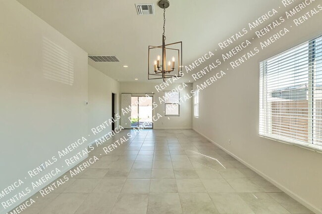 Building Photo - 7754 S Via Perfecta