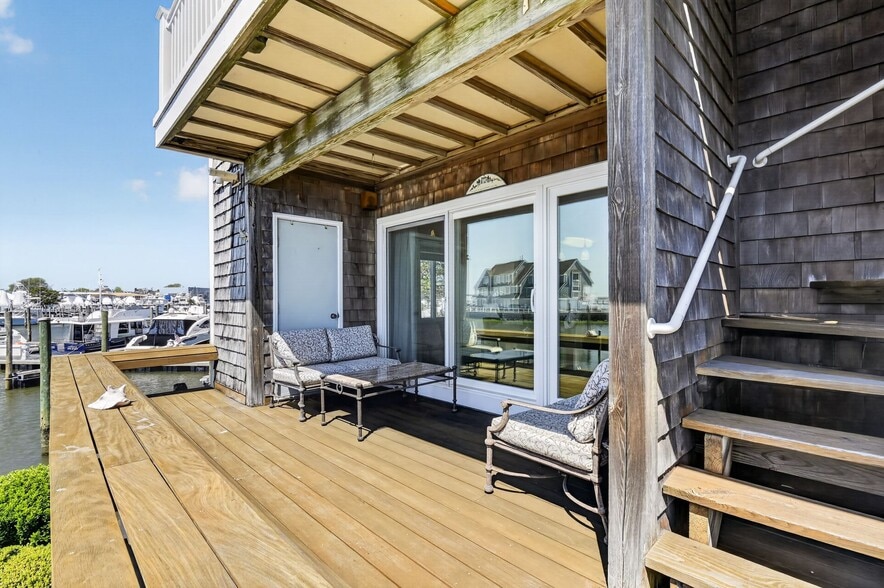Building Photo - 1401 Harbour Cv S