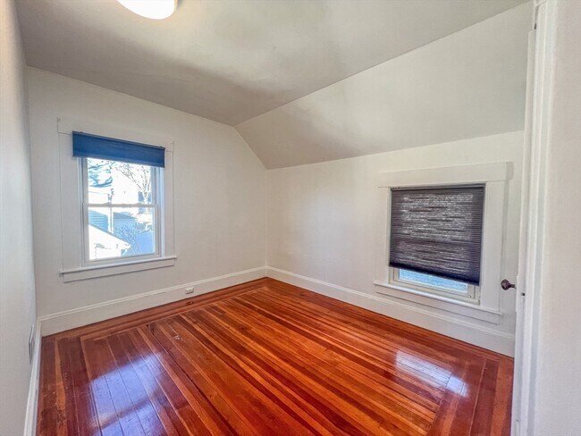 Building Photo - 1146 Chestnut St