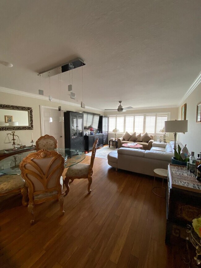 Building Photo - 1501 E Broward Blvd