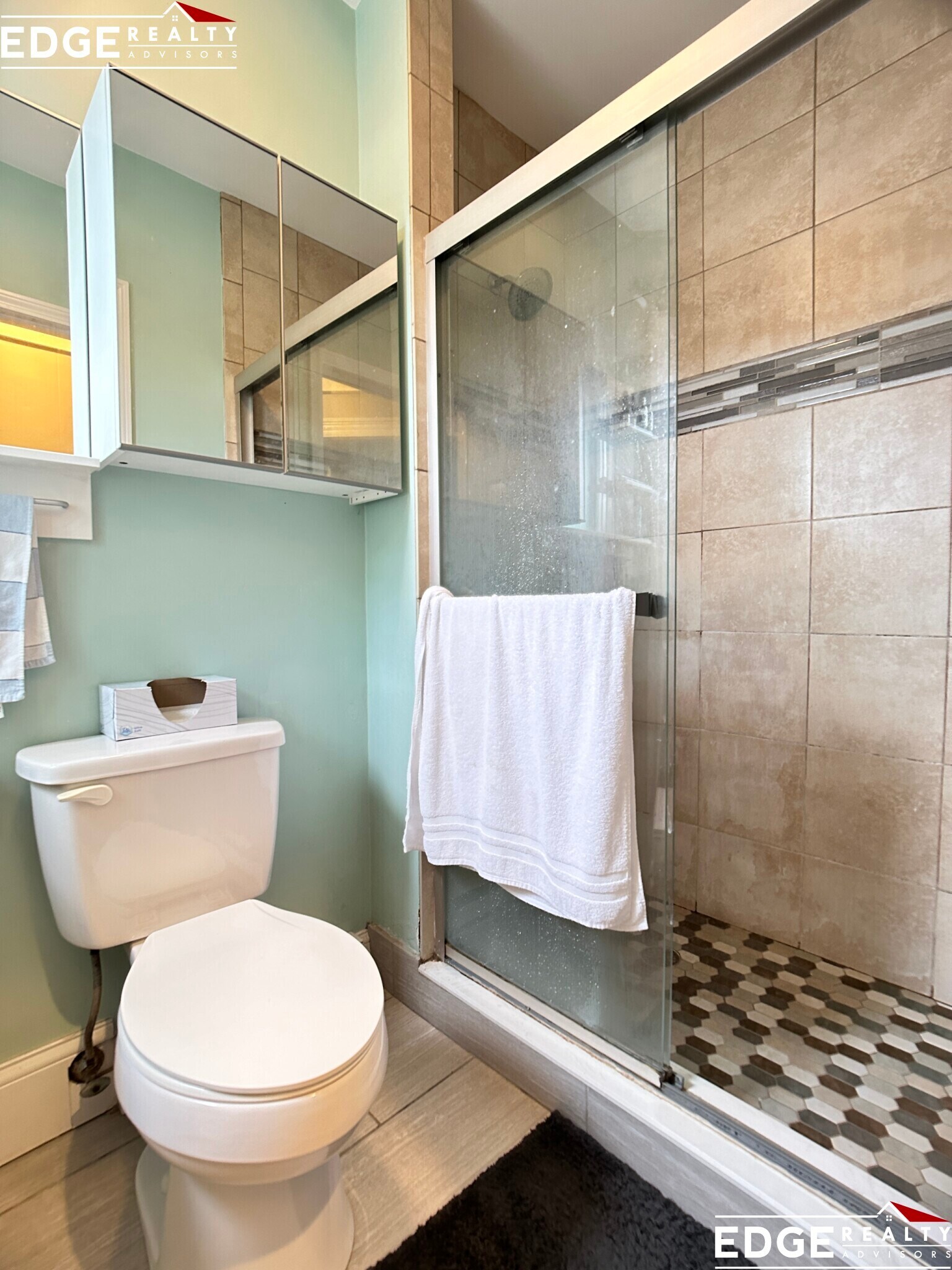 Building Photo - 10 Adamson St