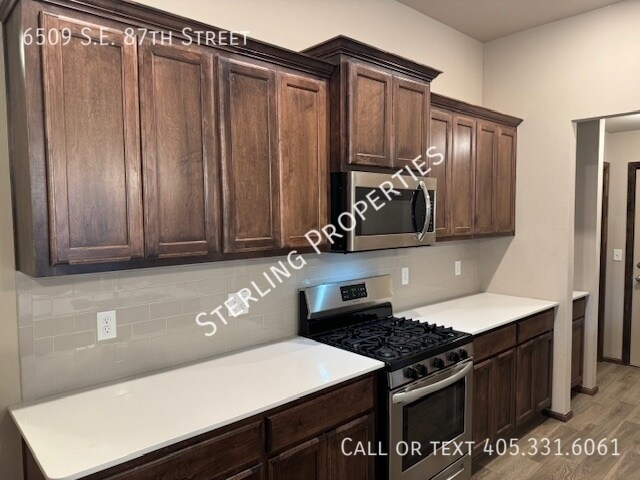 Building Photo - 6509 SE 87th St