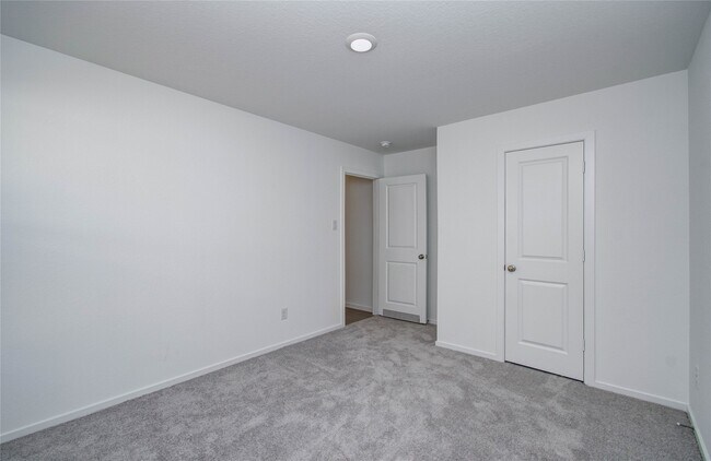 Building Photo - 14845 N Ascot Bnd Cir