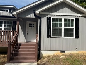 Building Photo - Amazing 2 bed duplex in Dalton, Ga
