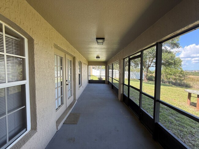 Building Photo - 2735 Cedaridge Cir