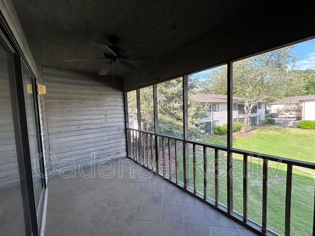 Building Photo - 1507 Military Cutoff Rd