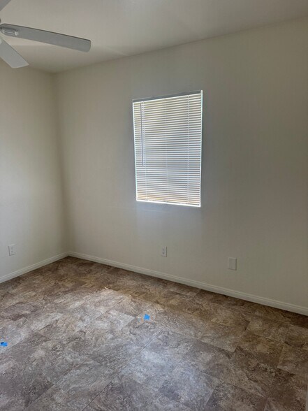 Building Photo - 3684 Beta St