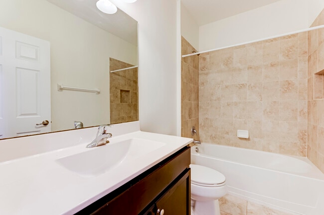 Building Photo - 4022 Devenshire Ct