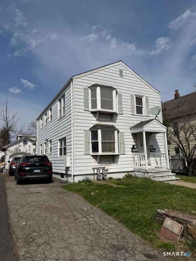 Building Photo - 279 Clermont Ave