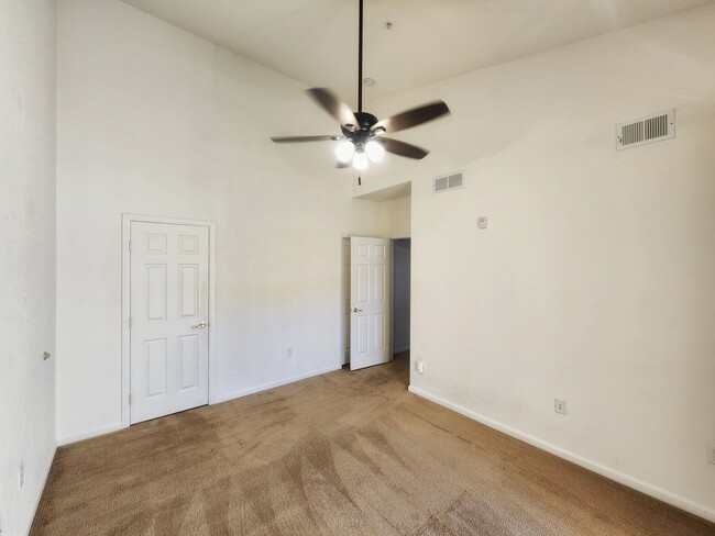 Building Photo - 5755 N Genoa Way