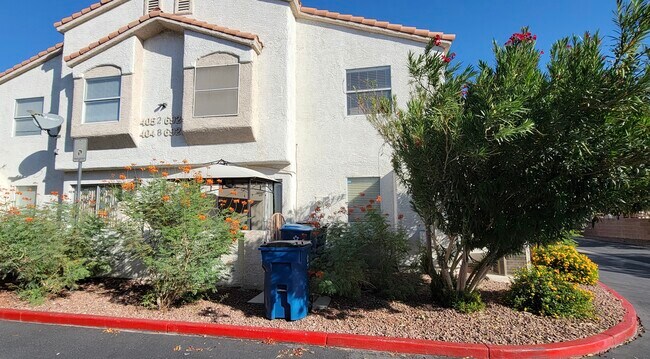 Building Photo - 6928 Oyster Shell Dr