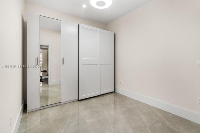 Building Photo - 161XX SW 44th Ln