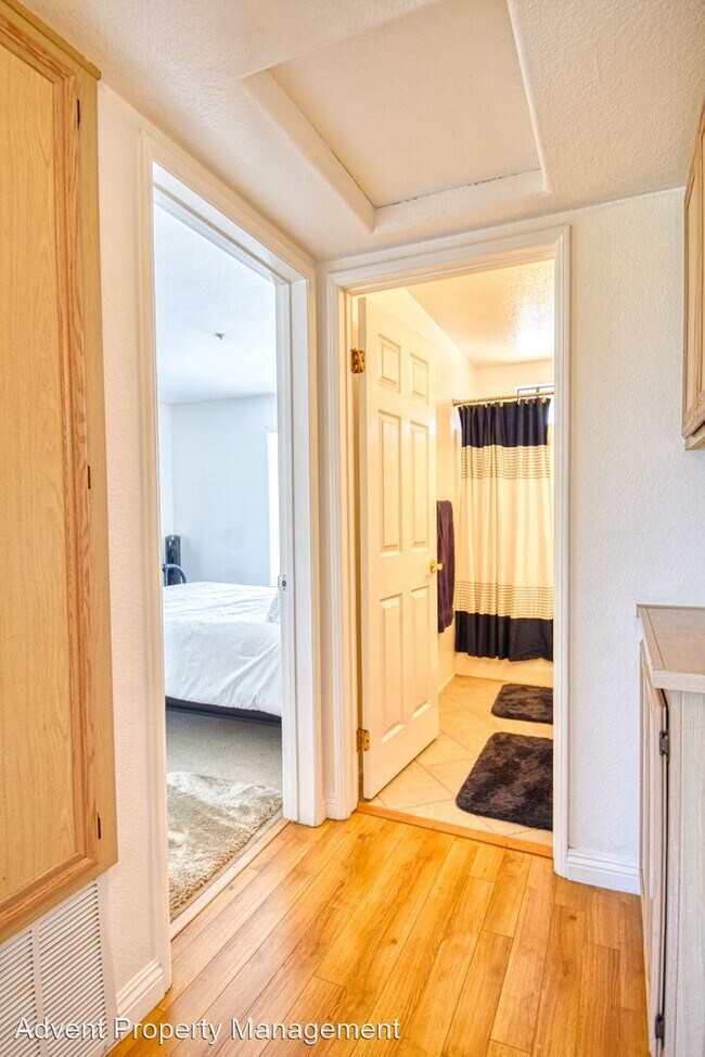 Building Photo - 16430 Avenida Venusto
