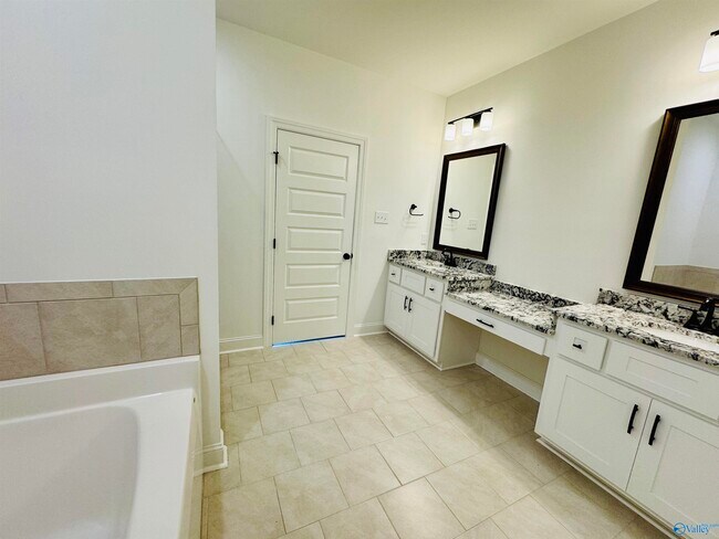 Building Photo - 9071 Mountain Preserve Blvd SE